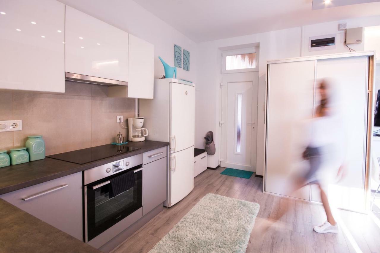Apartament Petra's Tranquil Nest In Downtown *